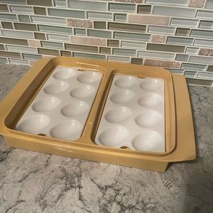 Versatile Tupperware Egg/Food Storage/Carrier